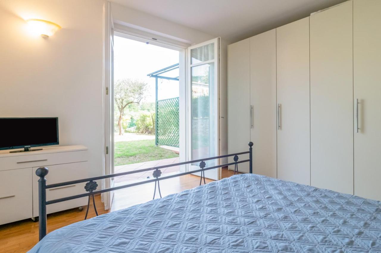 Piana Di Solaro Modern Flat & Swimming Pool Διαμέρισμα Lerici Εξωτερικό φωτογραφία