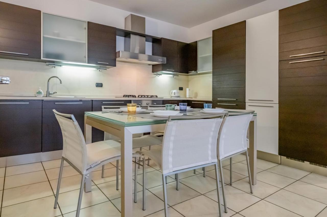 Piana Di Solaro Modern Flat & Swimming Pool Διαμέρισμα Lerici Εξωτερικό φωτογραφία