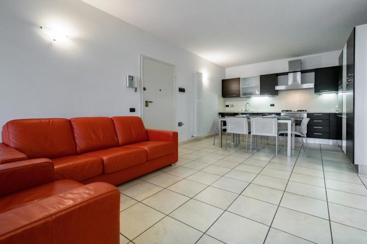 Piana Di Solaro Modern Flat & Swimming Pool Διαμέρισμα Lerici Εξωτερικό φωτογραφία